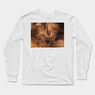 Stone-age cave paintings, Chauvet, France (C009/7647) Long Sleeve T-Shirt